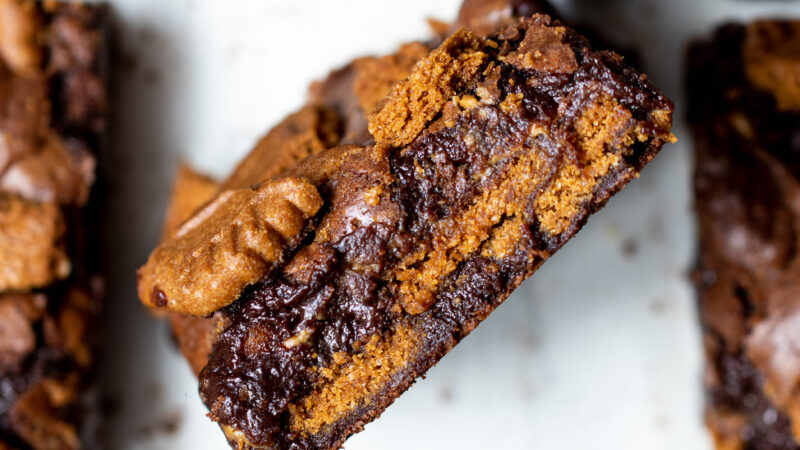 Lotus Biscoff Brownies