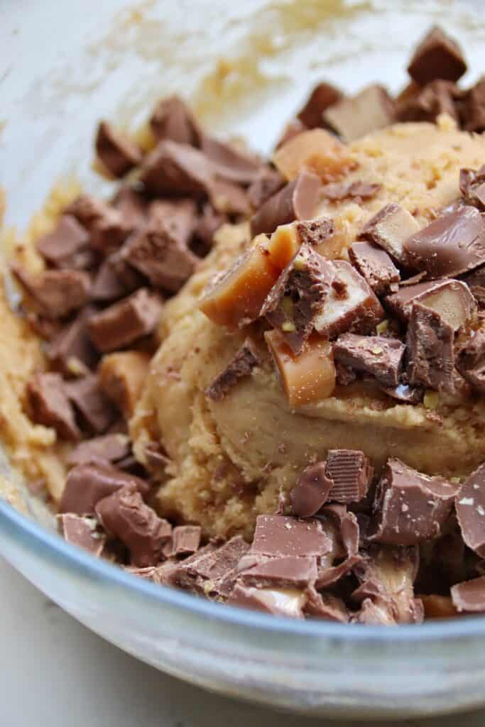 Cadbury Heroes Cookie dough