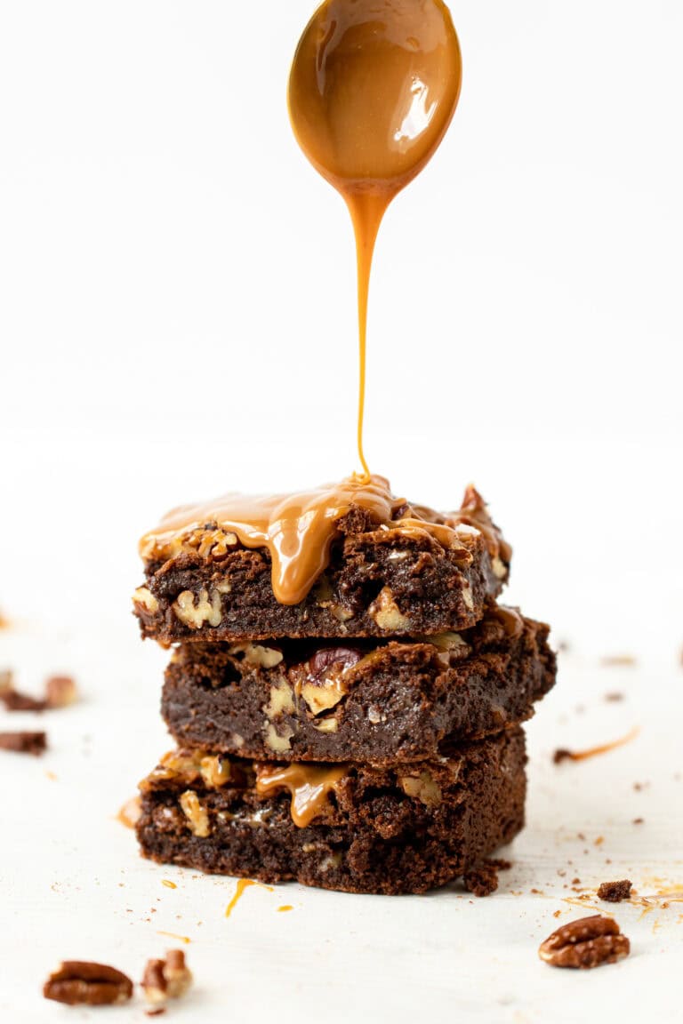 Caramel pecan brownies
