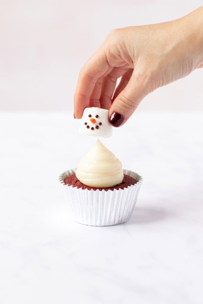 Christmas Snowman Cupcakes