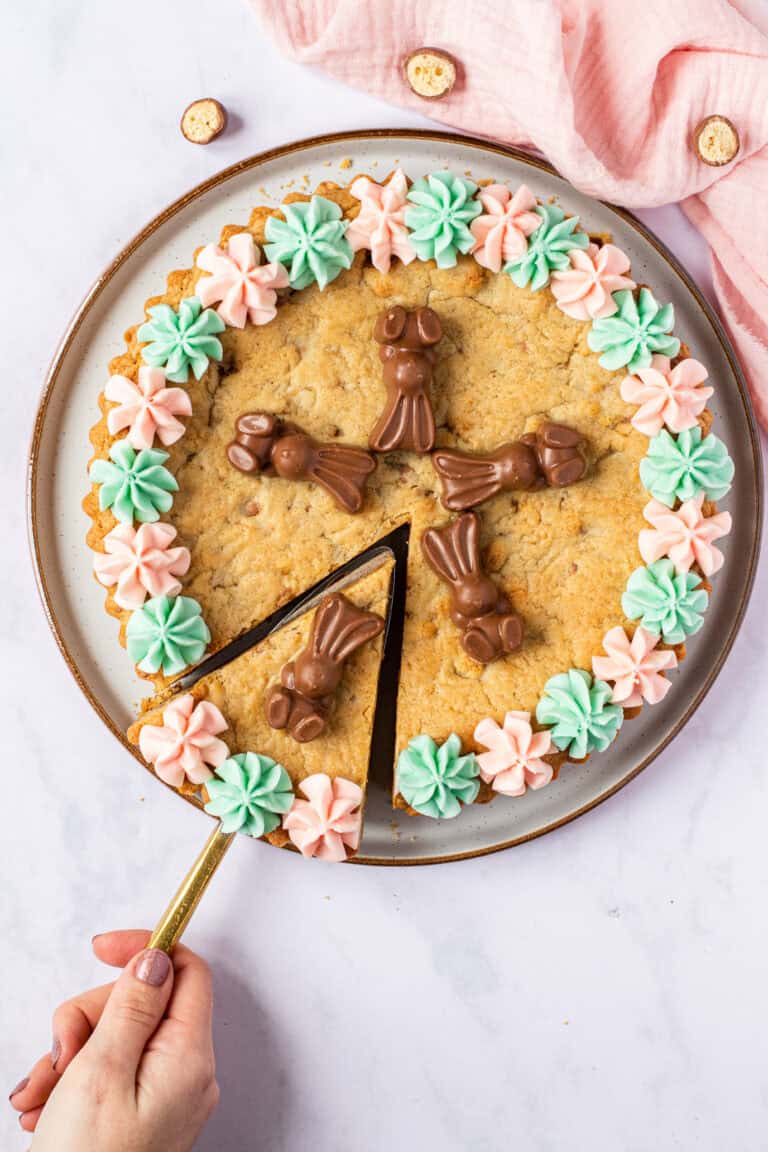 Easter Chocolate Cookie Cake