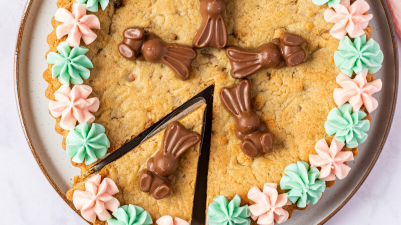 Giant Easter Chocolate Cookie Cake
