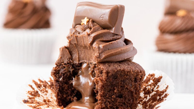 Galaxy Chocolate Cupcakes