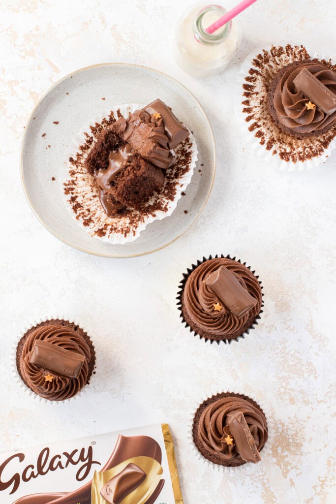 Galaxy chocolate cupcakes