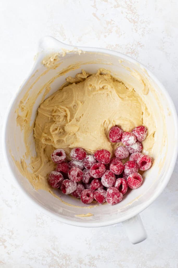 lemon and raspberry sponge mixture