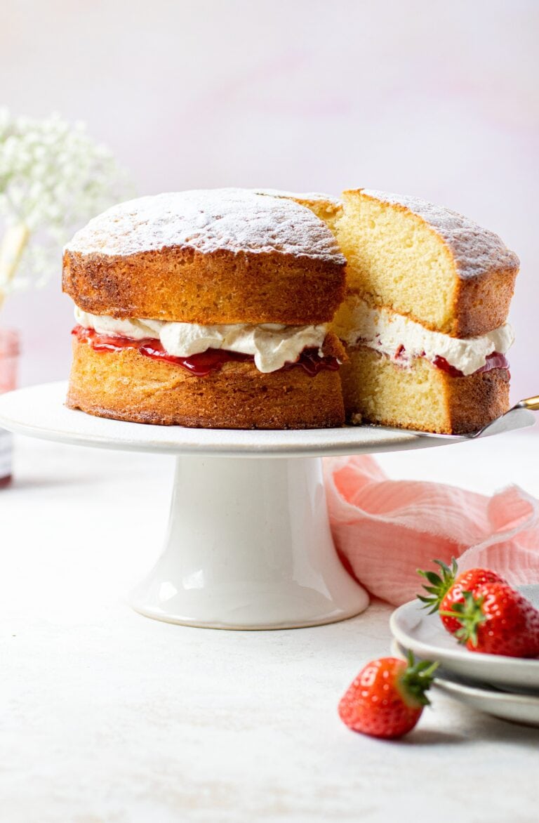 Classic Victoria Sponge