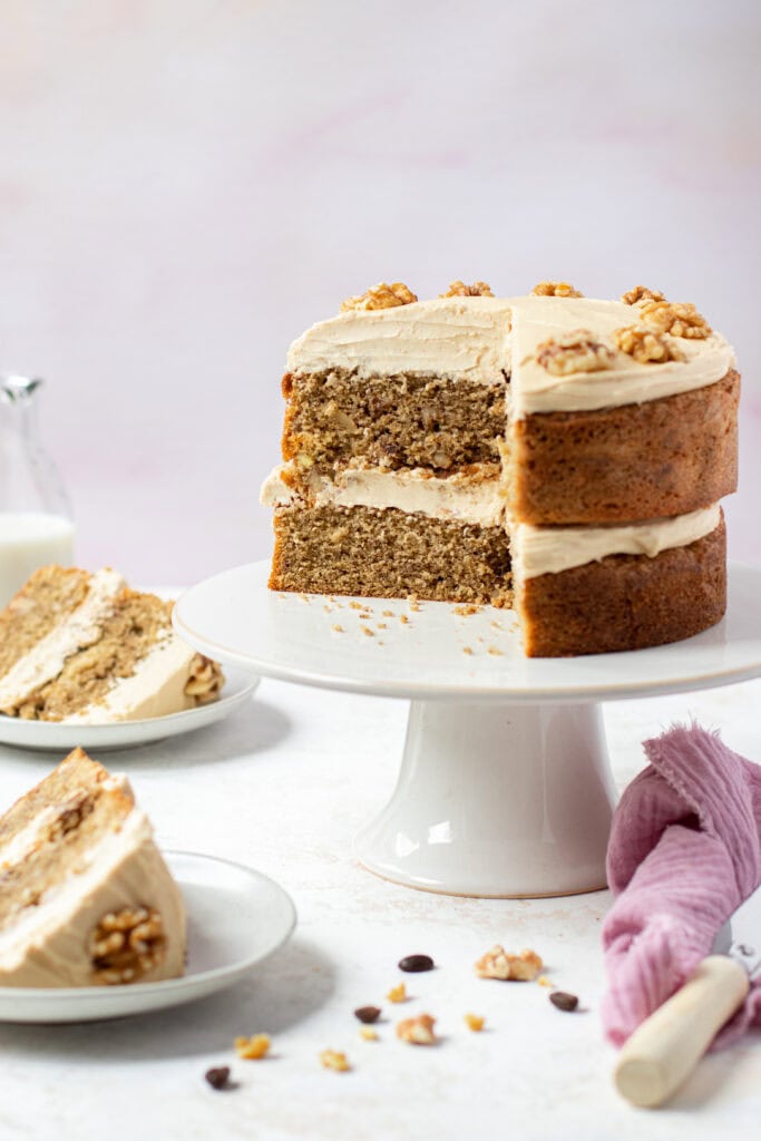 Coffee and walnut cake
