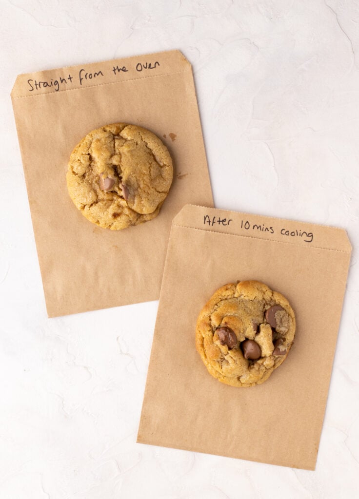 Leaving cookies to cool