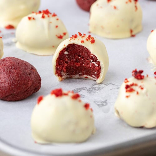 Red velvet cake balls