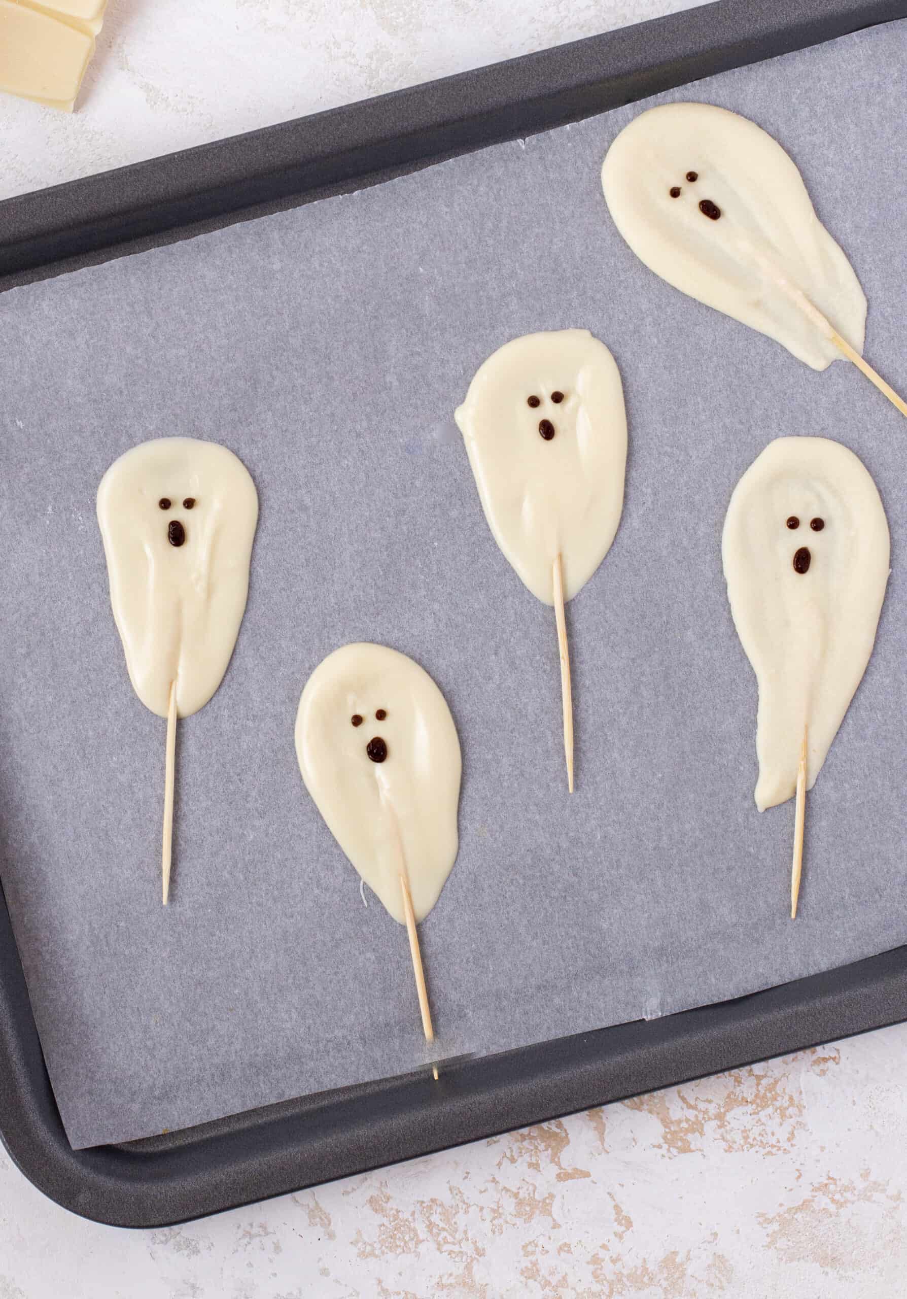 White chocolate ghosts