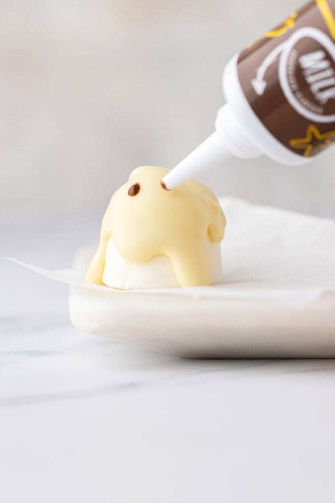 how to make marshmallows ghosts - step 3