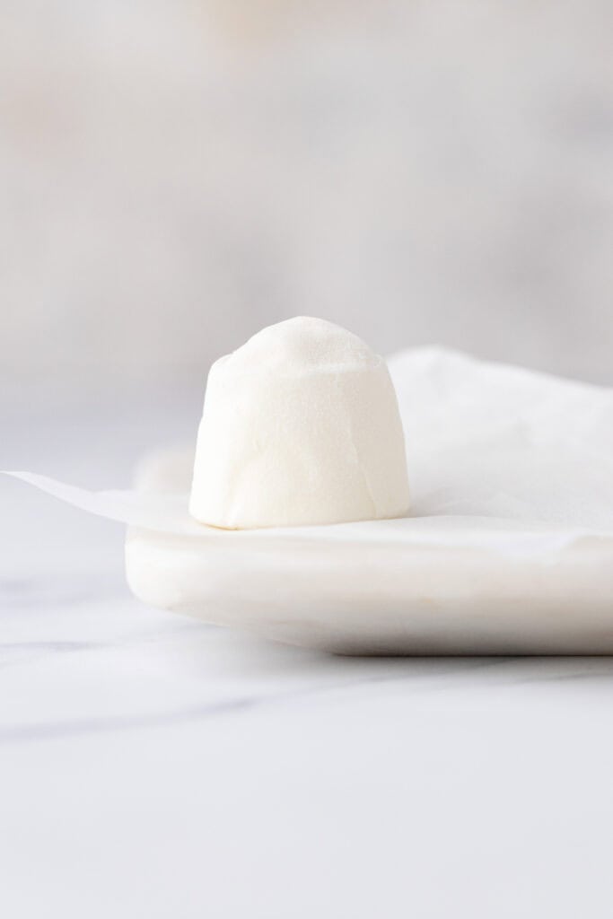 how to make marshmallows ghosts - step 1