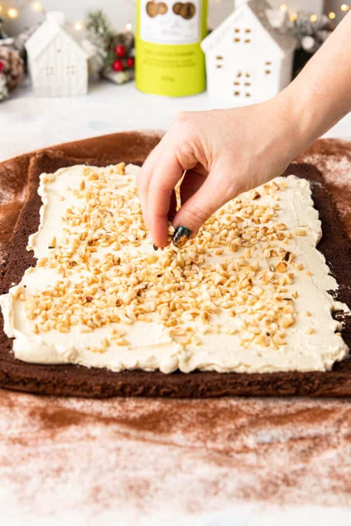 Chocolate yule log filling