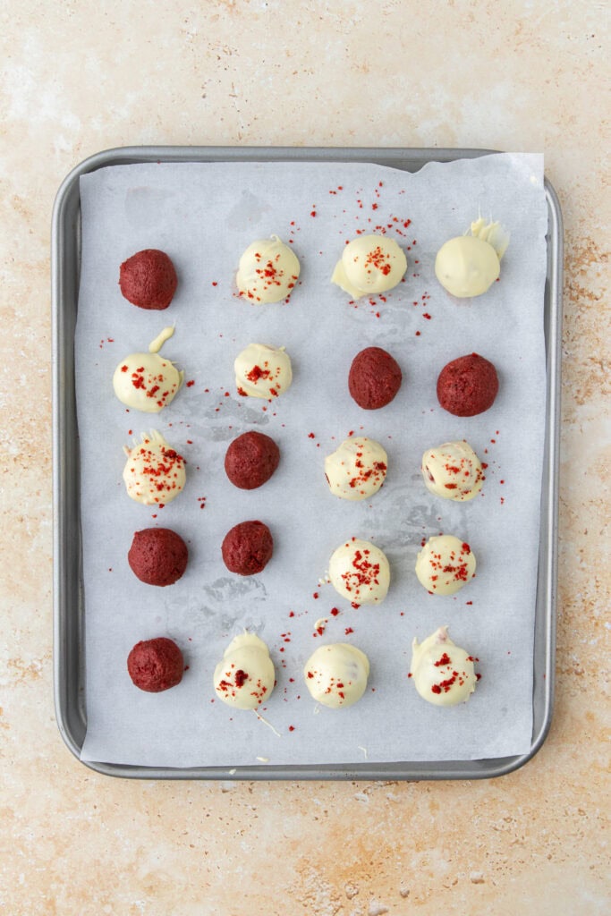red velvet cake truffles