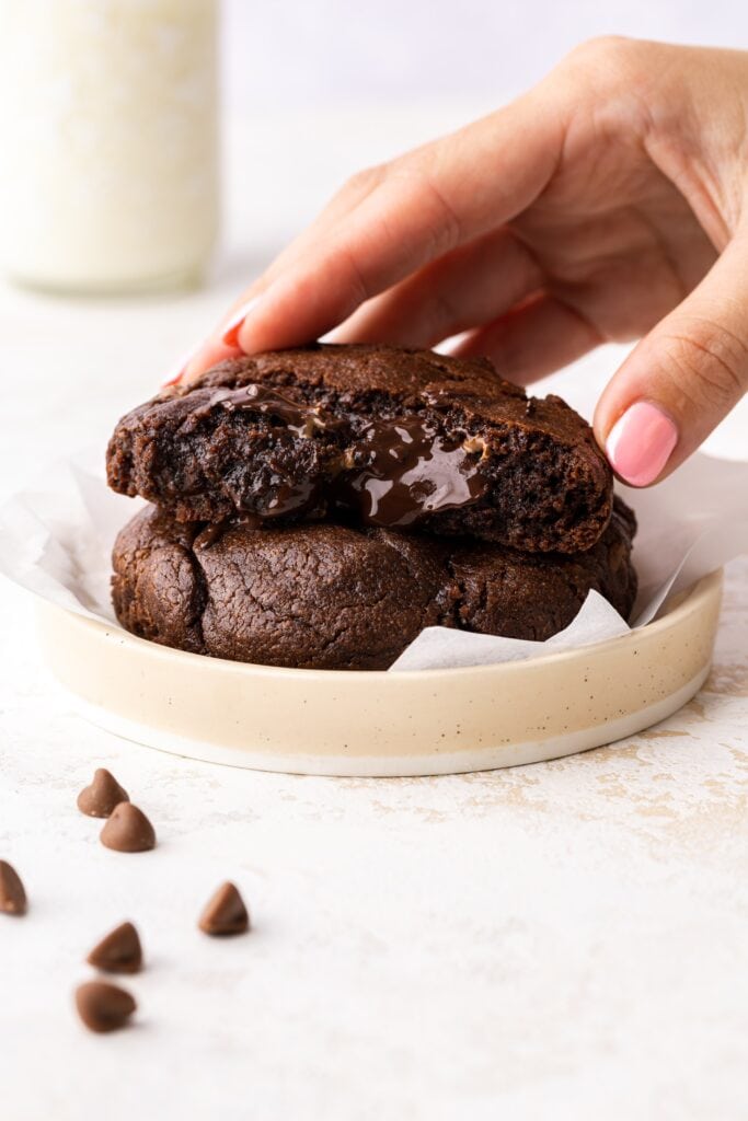 Chocolate Fondant Cookies - dessert cookie recipes