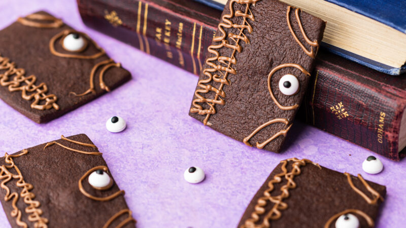 Spell Book Shortbreads (Hocus Pocus inspired!)