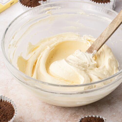 White chocolate buttercream