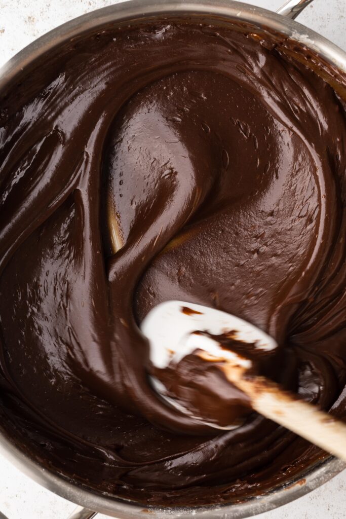 Chocolate fudge frosting