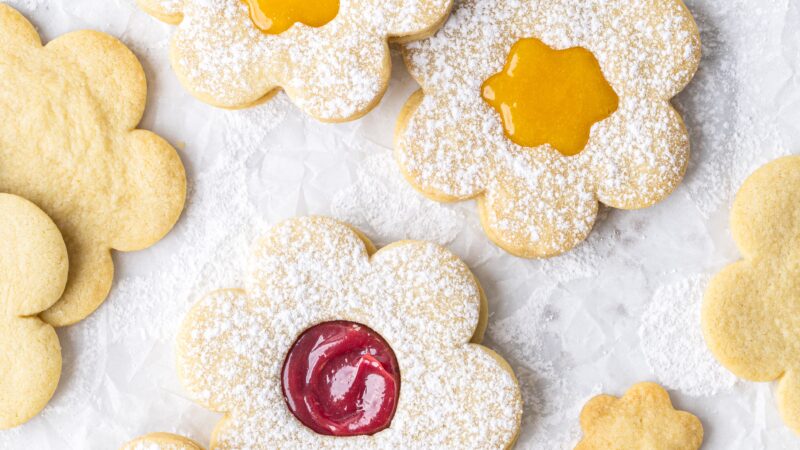 Flower Sandwich Biscuits