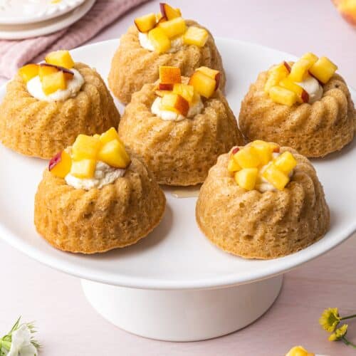 Peaches and Cream Mini Cakes