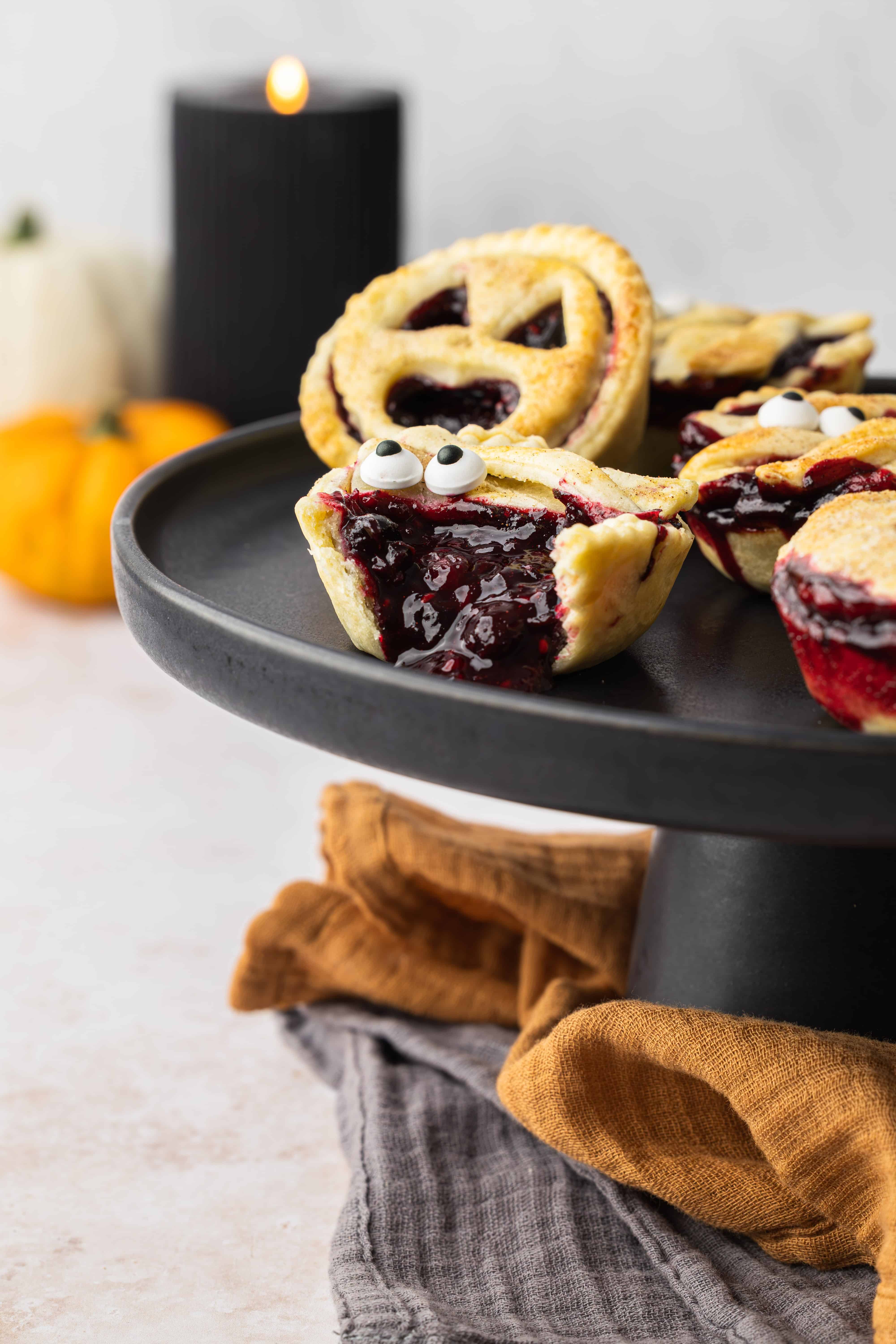 Mini Spooky Berry Pies-7-min