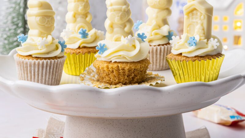 Festive Friends Mini Cupcakes