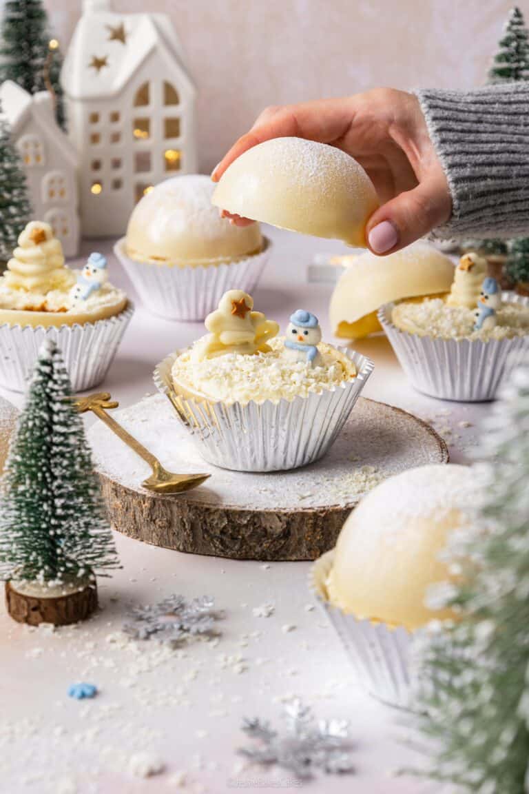 White Chocolate Snowglobe Cheesecakes