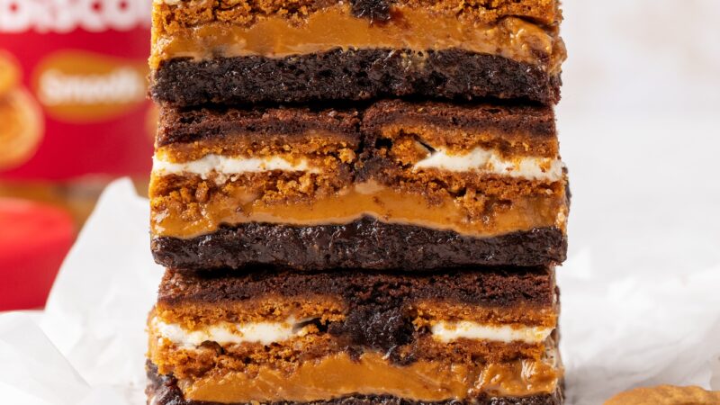Biscoff Stuffed Brownies