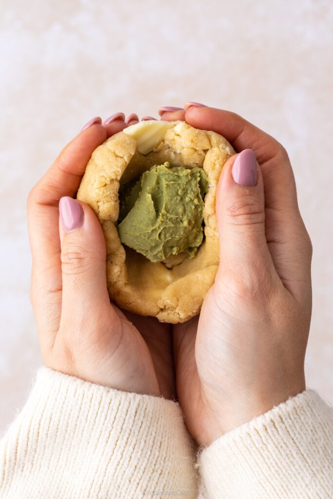 Pistachio Croissant Cookies 