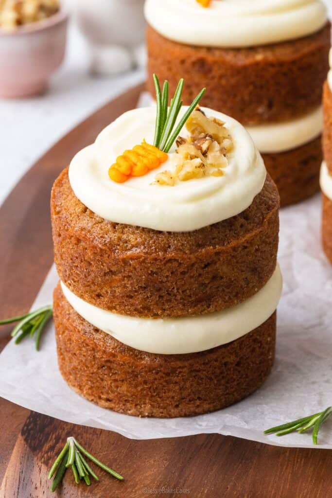 decorate carrot cake