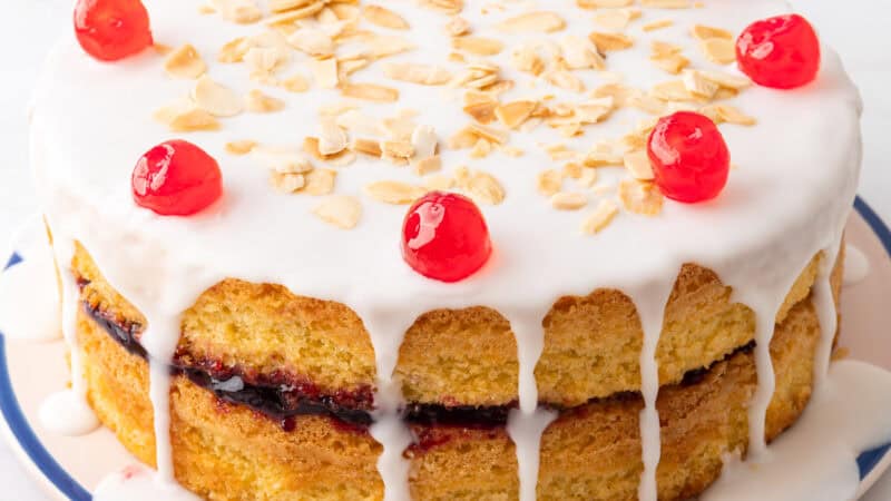 Cherry Bakewell Cake
