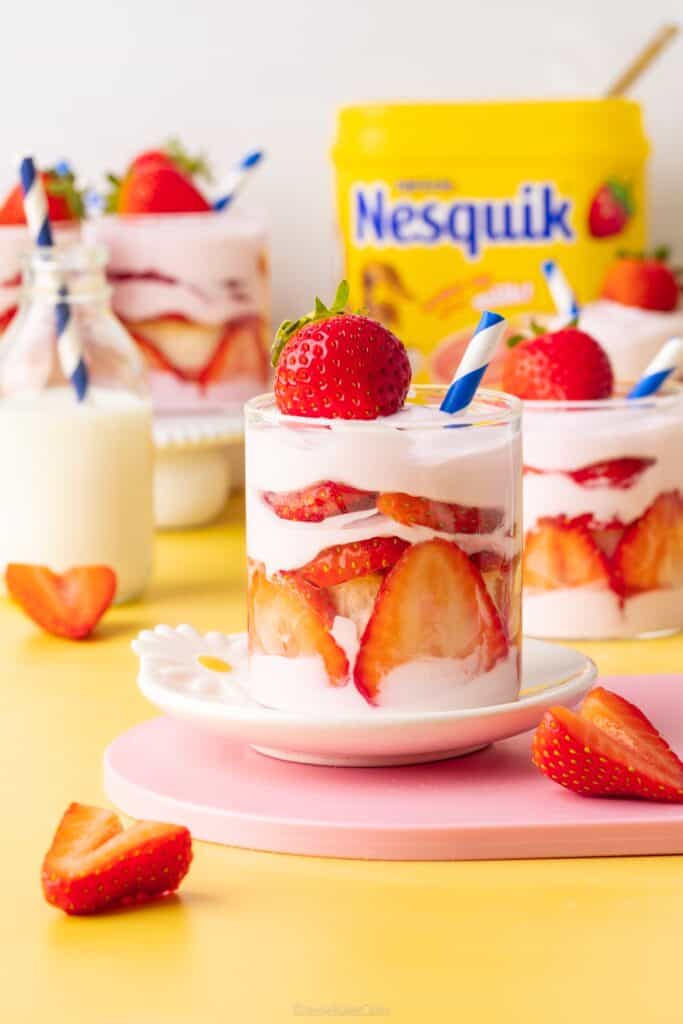 strawberry milkshake trifles 
