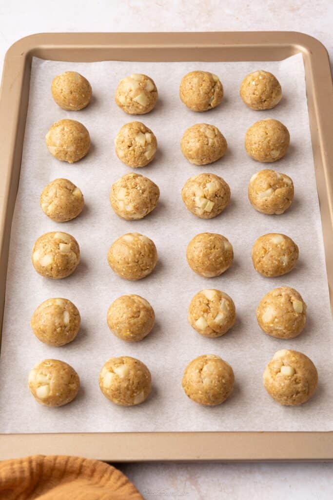 truffles all rolled on baking tray