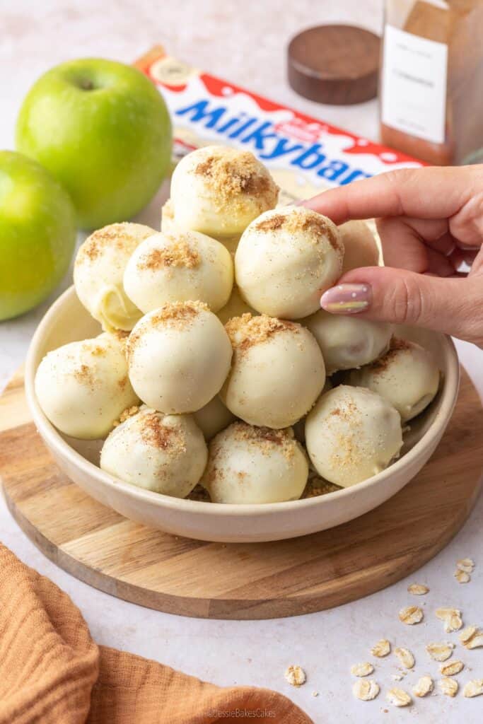 apple pie truffles