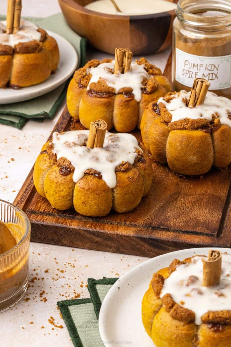 Pumpkin-Shaped Biscoff Cinnamon Rolls