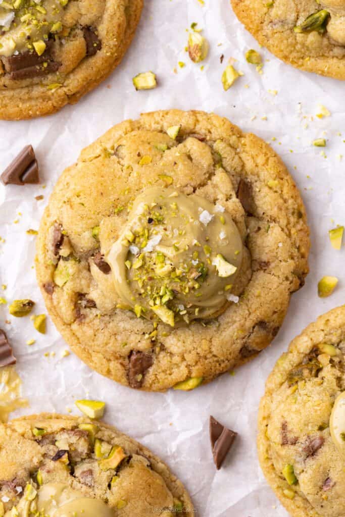pistachio chocolate chip cookies