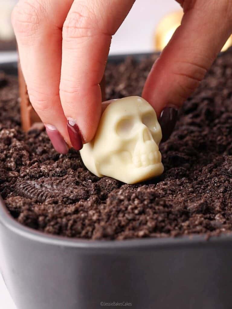 Halloween graveyard themed cheesecake
