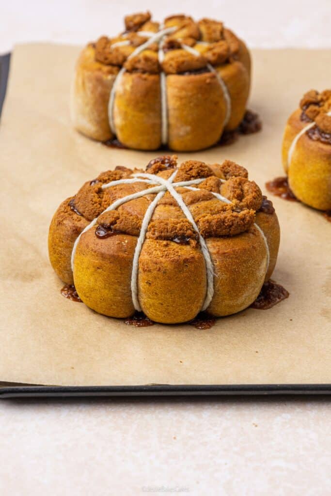 baked cinnamon rolls