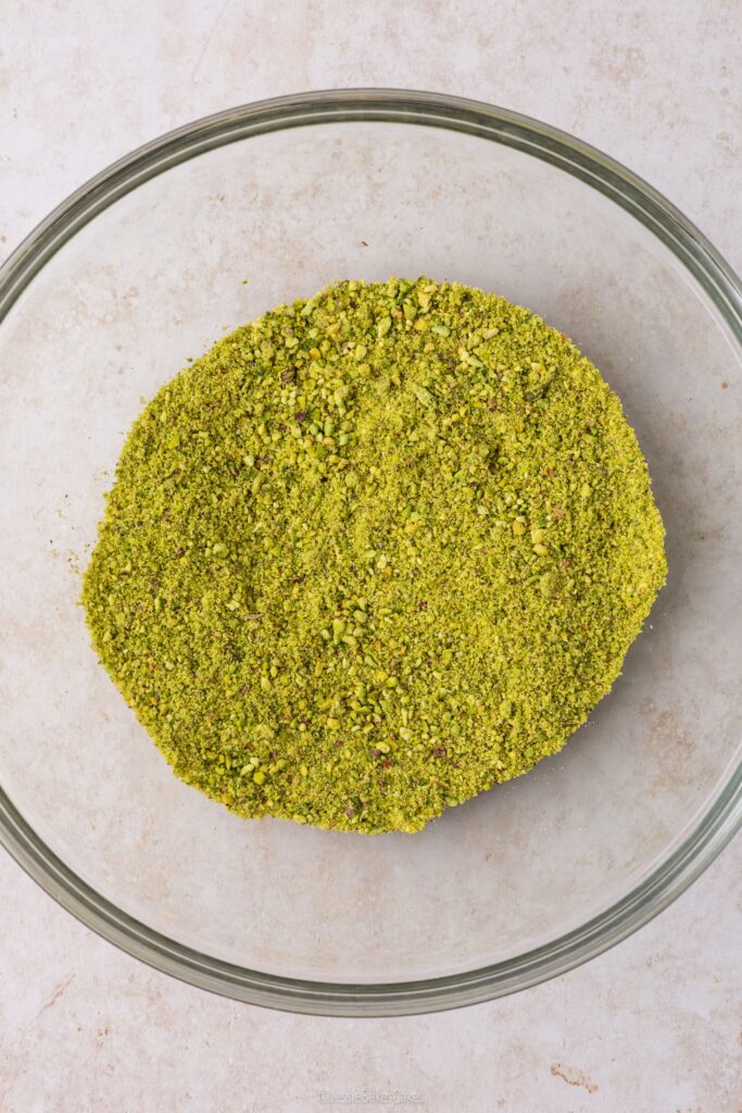 pistachio crumb