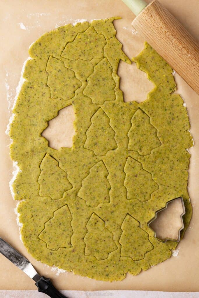 pistachio Linzer cookies